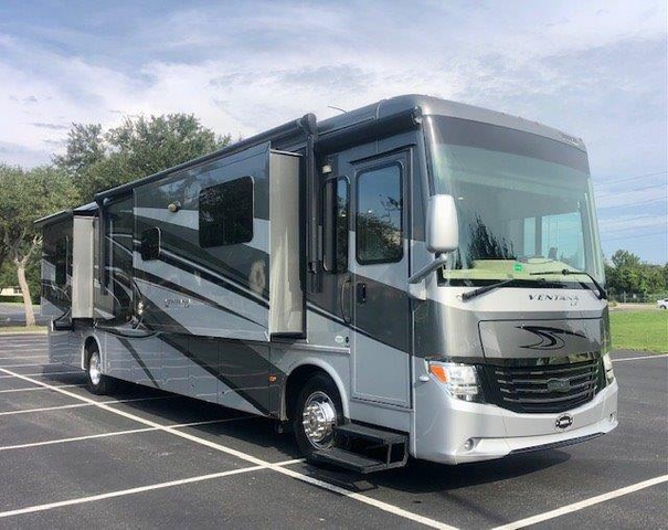 2016 Newmar Ventana LE4044  - Vin/Serial Number: :  Florida RV Brokers